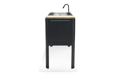 Portals Dark Outdoor Kitchen
